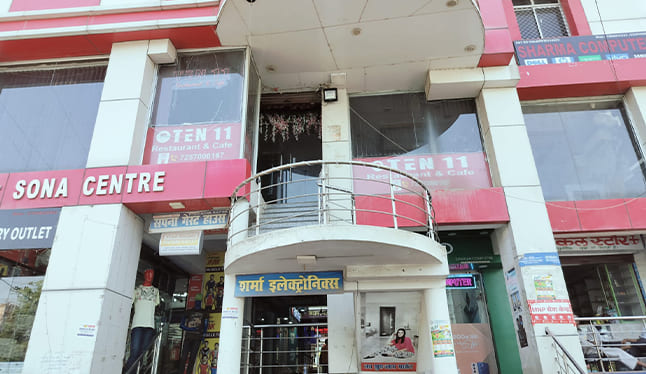 Ten11 Cafe and Restaurant - Perfect for casual dining in Patna